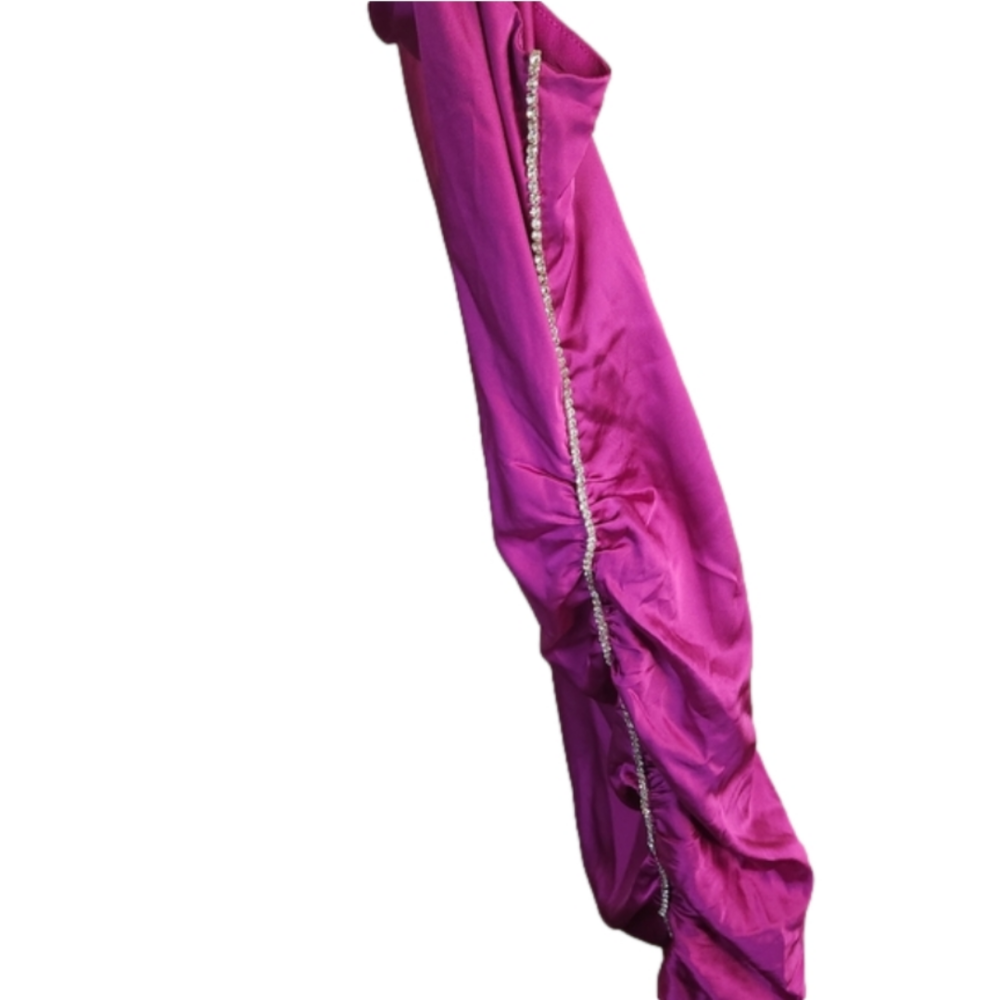 Revolve ASTR the label NWOT Anika Dress in Fuchsia Size Small - Picture 10 of 13